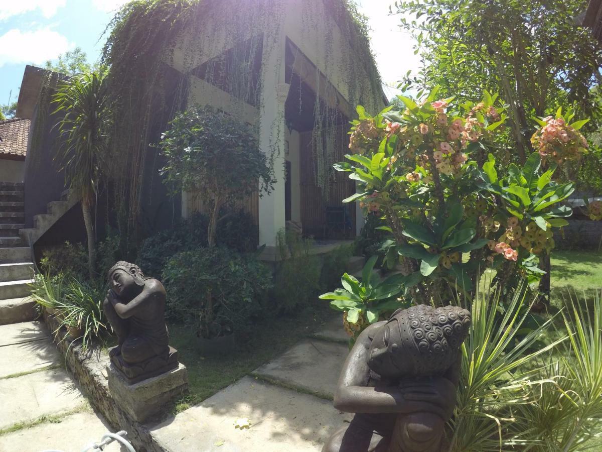 Rumah Made Amed  Bagian luar foto